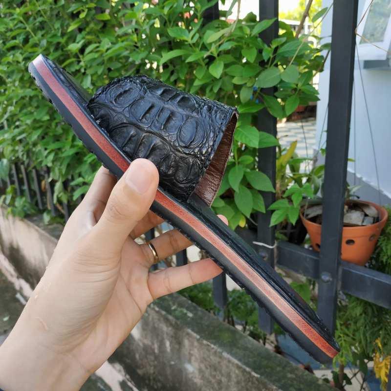 Dép ngang gù cá sấu rất đẹp!