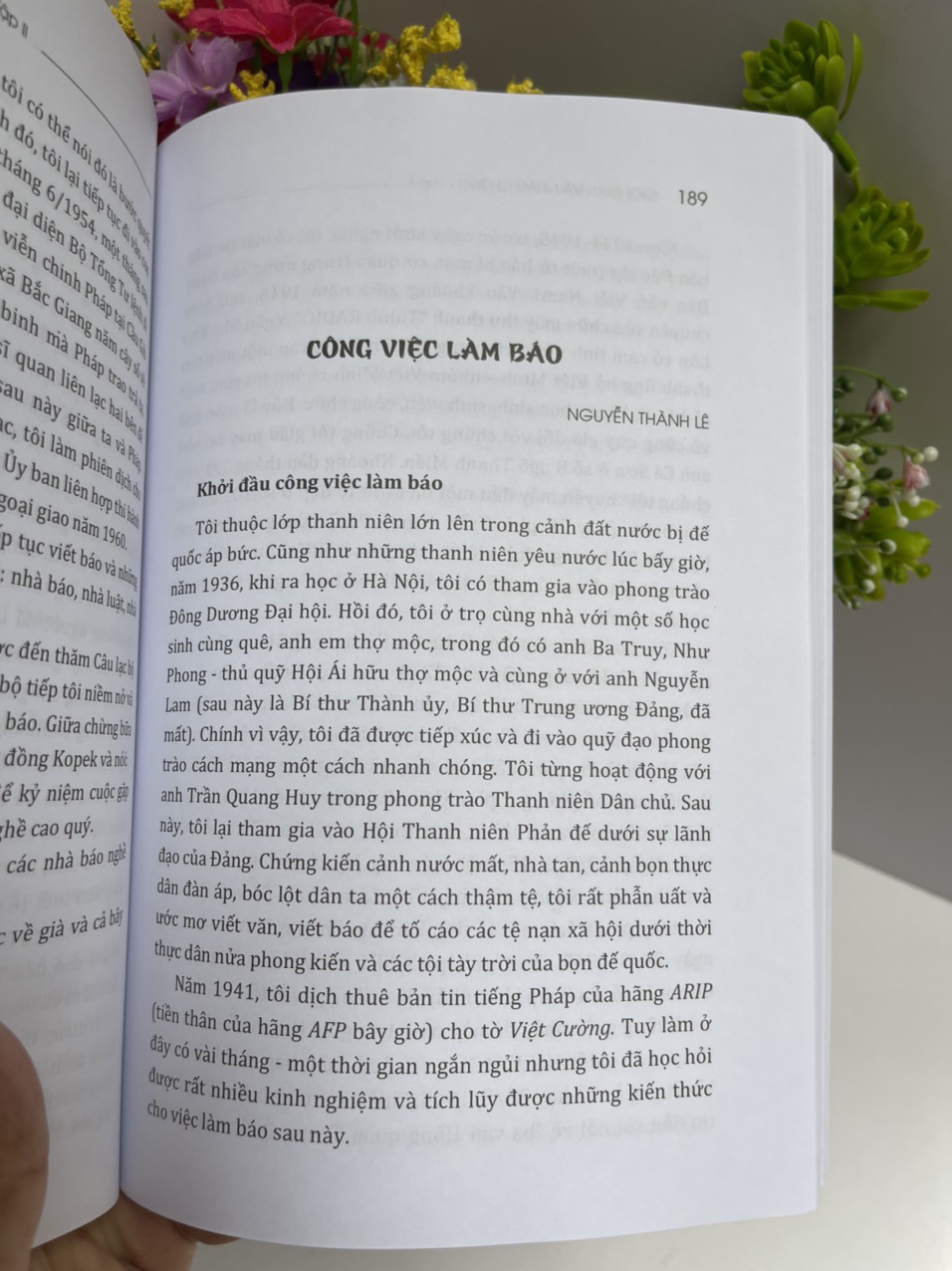 [Tái bản lần thứ 2 năm 2023] THỜI GIAN VÀ NHÂN CHỨNG (HỒI KÝ CỦA CÁC NHÀ BÁO) TẬP II - Hà Minh Đức - NXB Chính Trị Quốc Gia Sự Thật