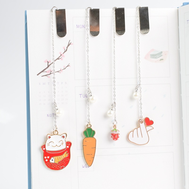 Bookmark Kẹp Sách Kim Loại Phối Charm Mèo Neko May Mắn