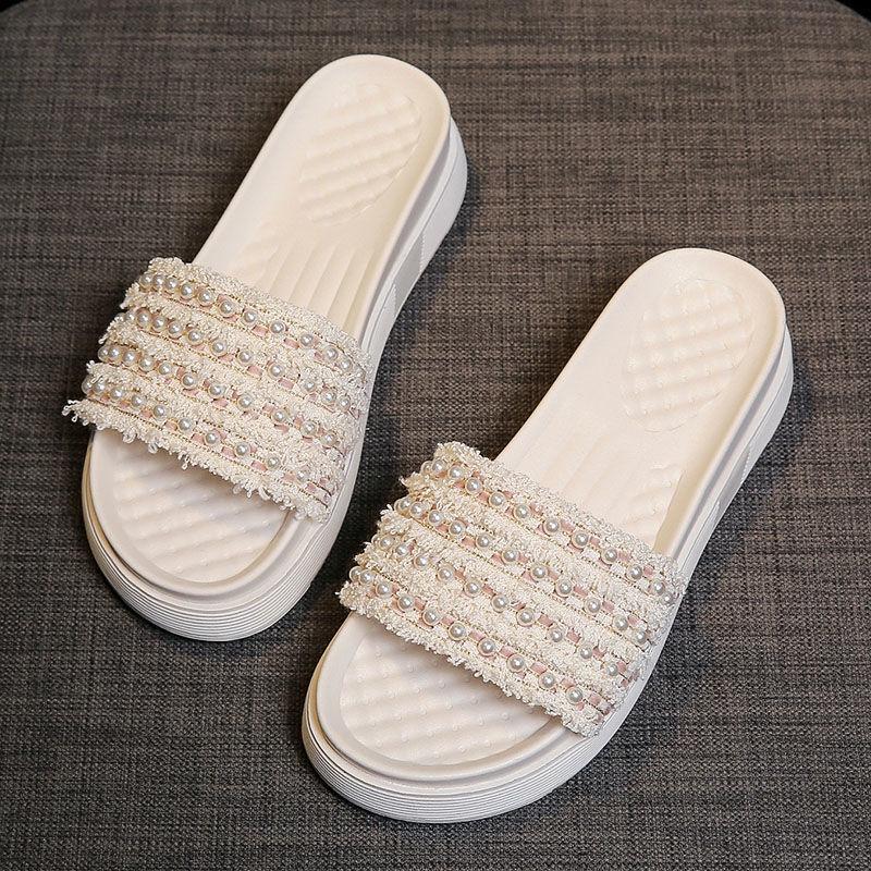 Summer fashion wearing thick-soled slippers women with skirts to wear out sandals foreign style high color value drag Joker