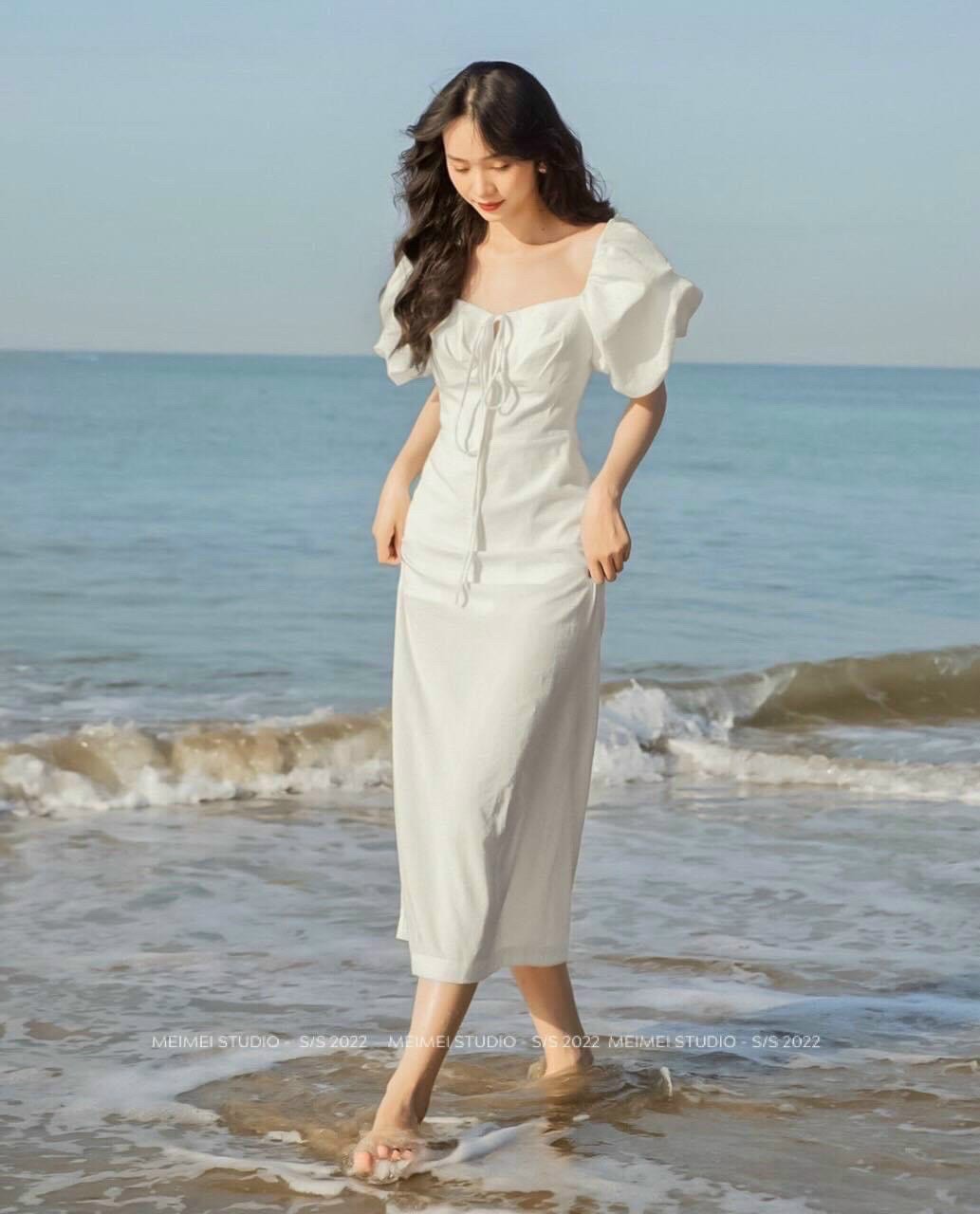ĐẦM SUÔNG DÀI CỔ U DÂY YẾM XẺ ĐÙI MIDI TAY BỒNG TRẮNG ĐI BIỂN DẠO PHỐ DỰ TIỆC