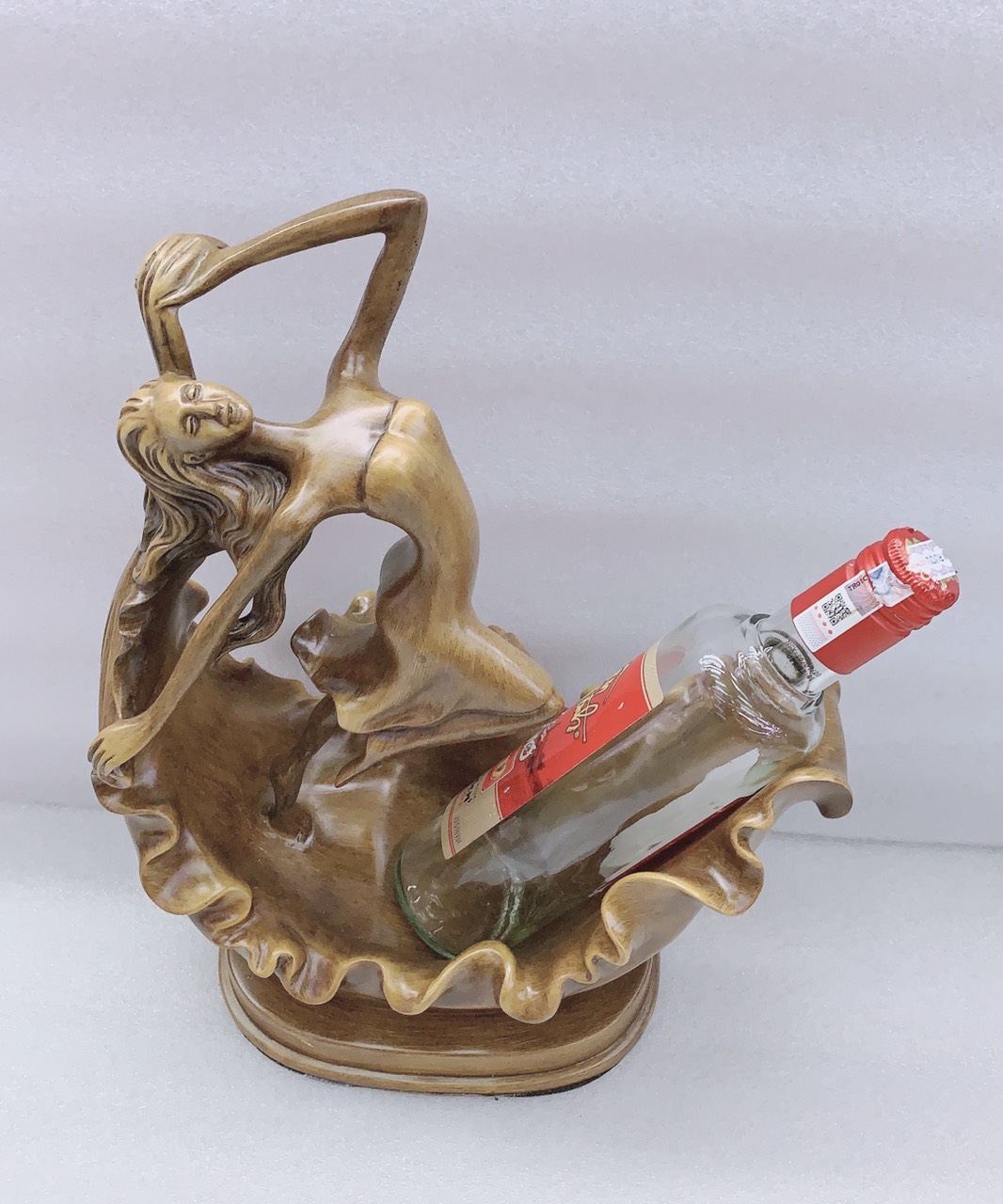 KỆ ĐỂ RƯỢU, GIÁ ĐỂ CHAI RƯỢU, KỆ RƯỢU TRANG TRÍ - VD31