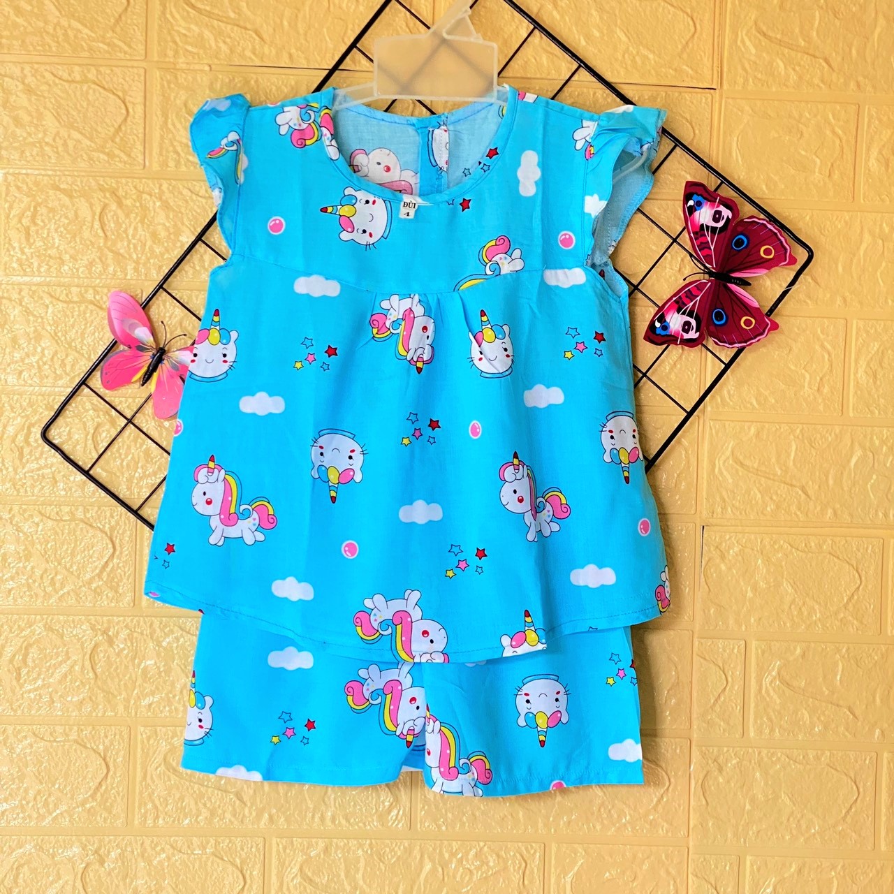 Set 3 Bộ Quần áo Tole lanh Bé Gái - Mẫu đùi Cánh Tiên cài nút sau - Size 1-16 cho bé 5-43kg -  Hàng Việt Nam chất lượng