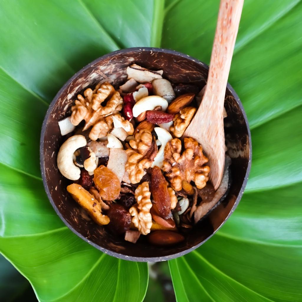 Bộ Bát Gáo Dừa & Muỗng Gỗ, vật dụng dùng để ăn hạt ngũ cốc dinh dưỡng Granola nhà Ohoo