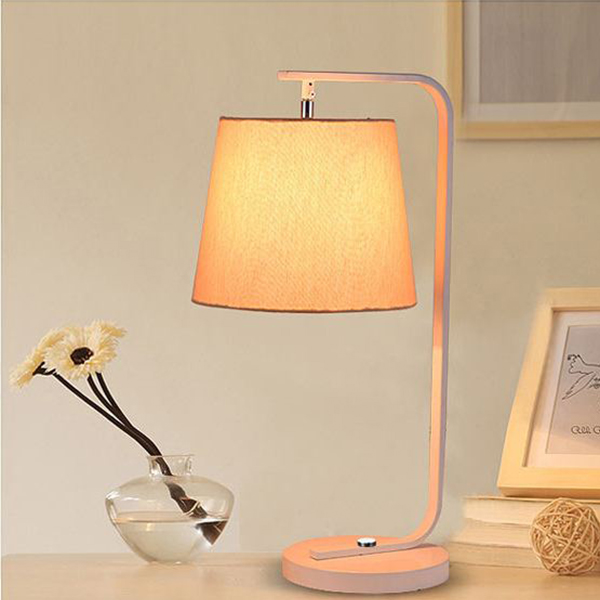 Đèn ngủ - đèn ngủ để bàn - đèn trang trí phòng ngủ - đèn để bàn TULIP LAMP