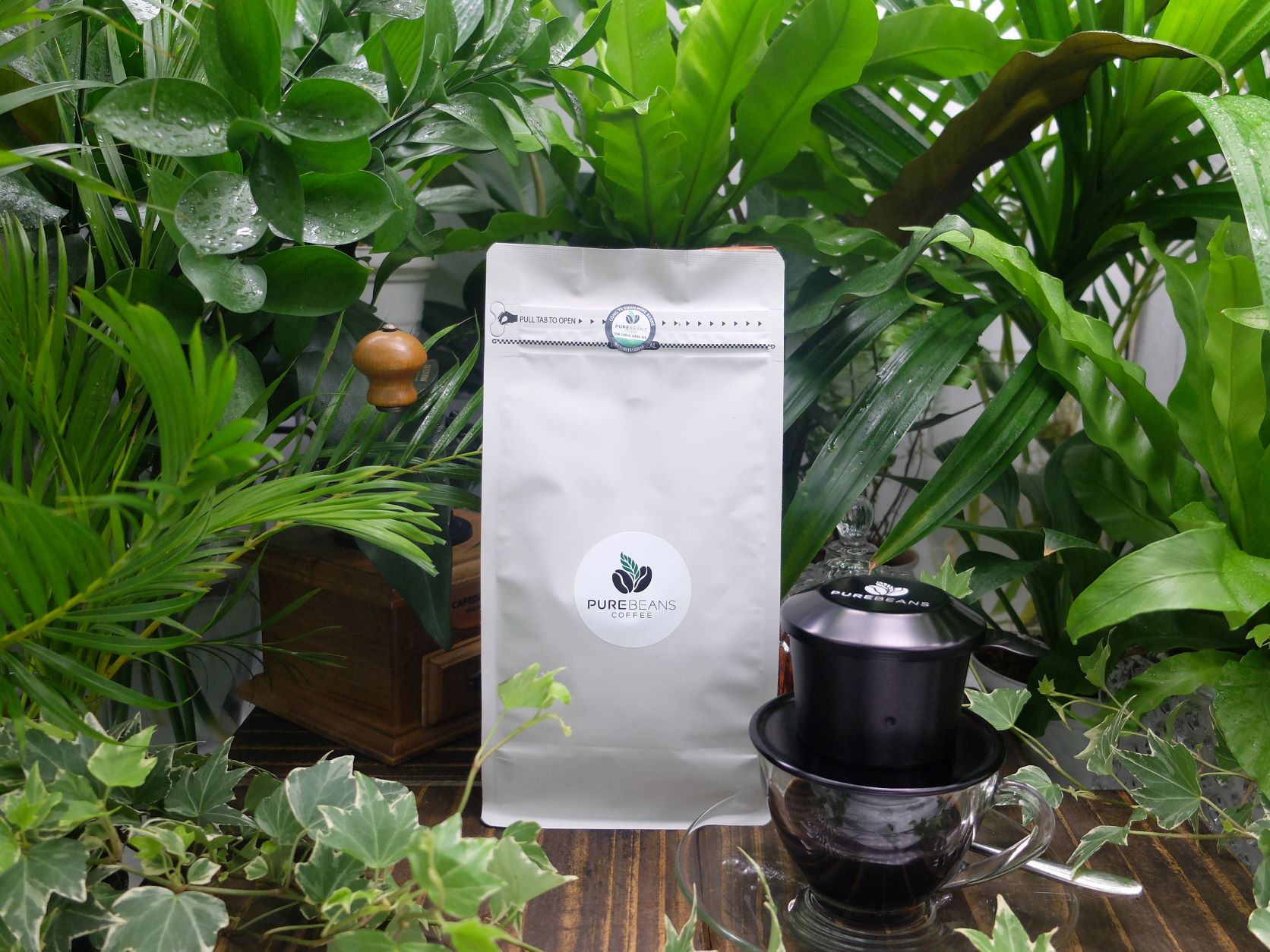 Cà Phê blend theo đúng gu cho những ai có thói quen dùng tách cà phê thơm ngon 70% Robusta + 30% Arabica vào mỗi buổi sáng (500gr - 1Kg) với công thức rang mộc, nguyên chất và thật 100