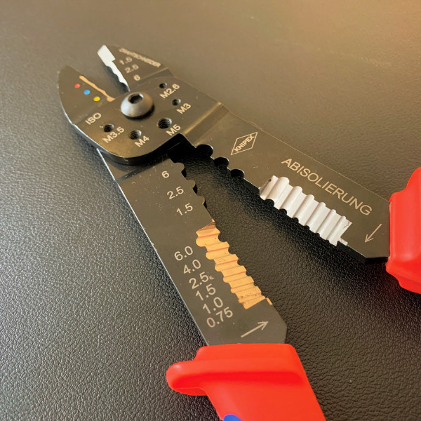 Kềm Knipex Bấm Cos Đa Năng 97 32 240 - Hàng Chính Hãng 100% từ Đức