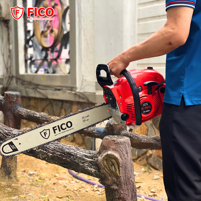 MÁY CƯA XÍCH CHẠY XĂNG 2 THÌ 2.4HP 45CC FC-4600 FICO - HÀNG CHÍNH HÃNG