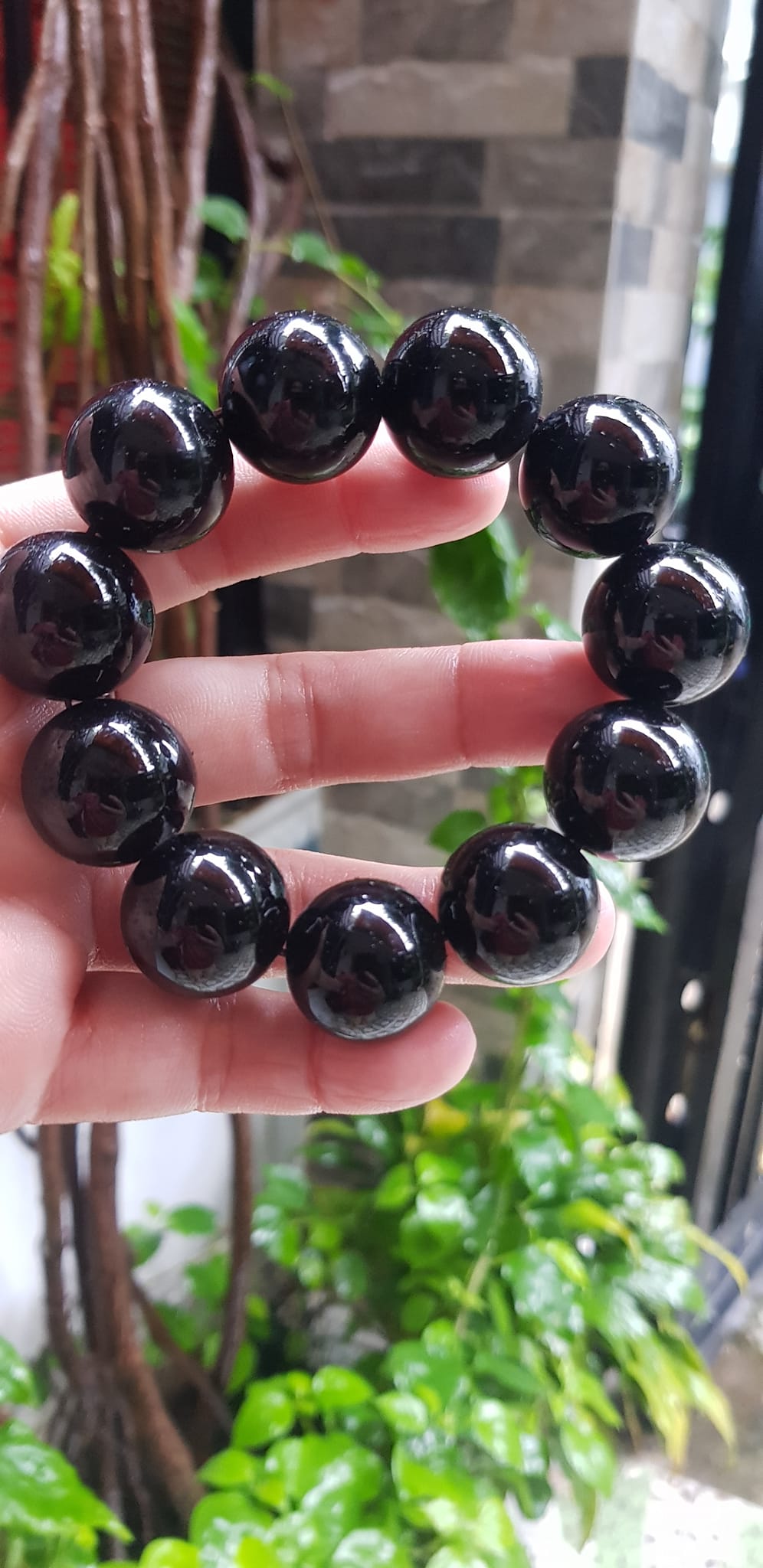 Vòng Tay May Mắn Nam Đá Mã Não Đen Đậm Đẹp size lớn 20mm Vòng chuẩn hợp các Anh mạng Thuỷ , mệnh Mộc ạ