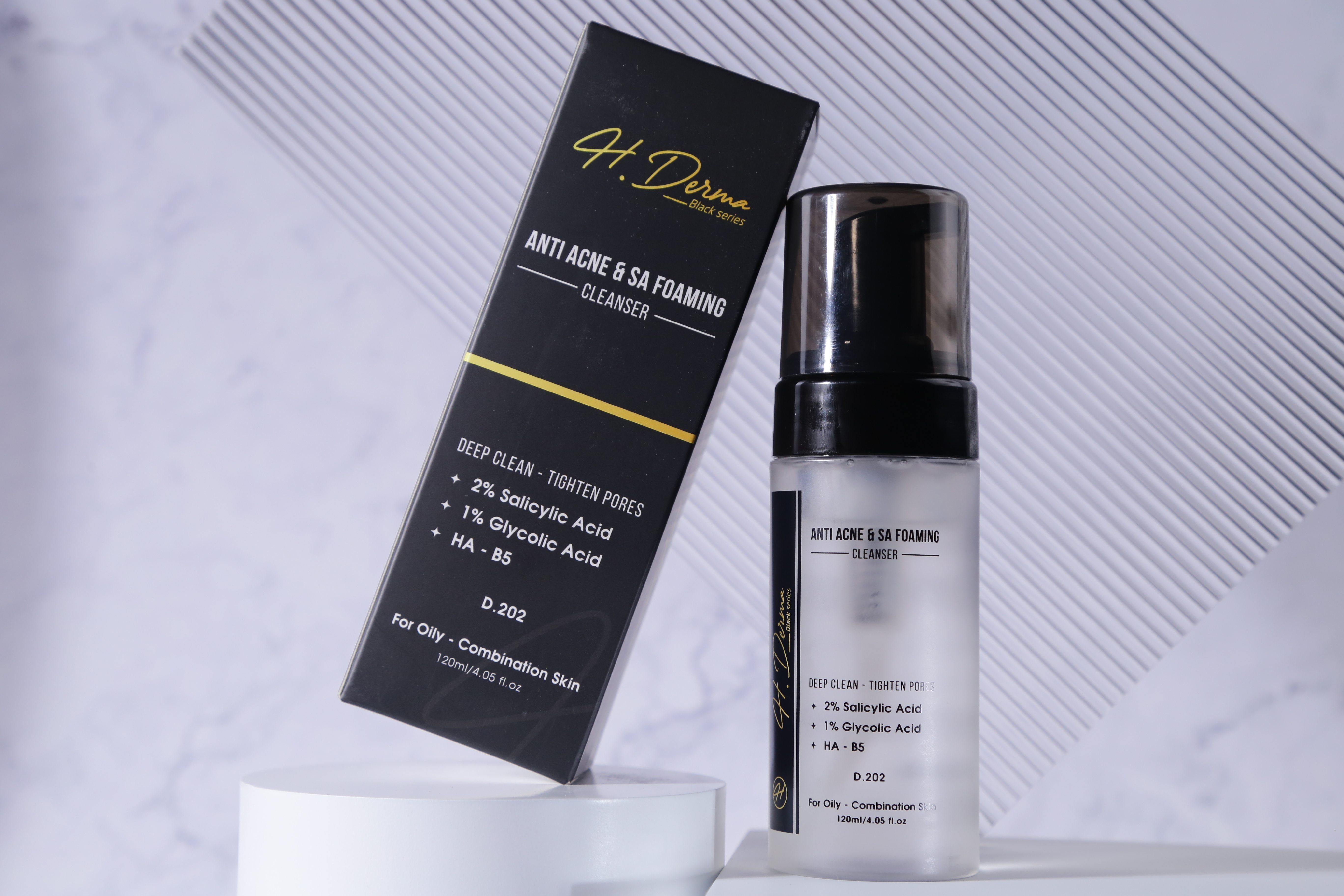 Bọt rửa mặt hỗ trợ giảm mụn điều tiết tuyến bã nhờn H.Derma D.202 H.Derma Anti Acne & SA Foaming Cleanser