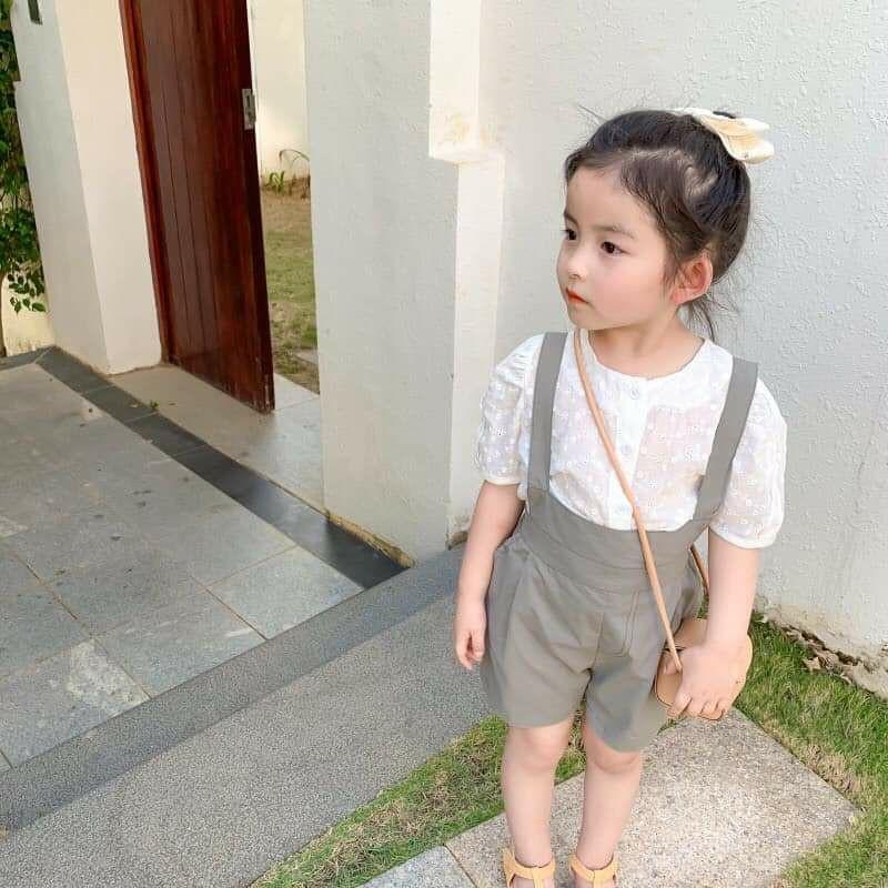 SET YẾM ÁO TRẮNG THÊU HOA ĐỤC LỖ
