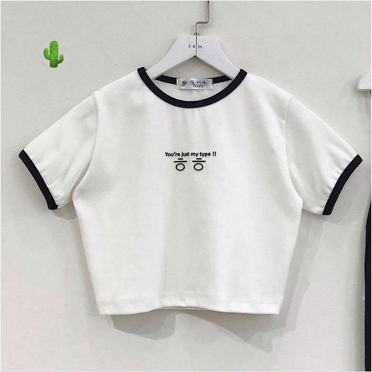 Áo croptop viền thêu chữ hàn alohaboutique