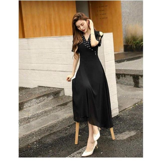 ĐẦM XOÈ ĐEN PHỐI CHẤM BI