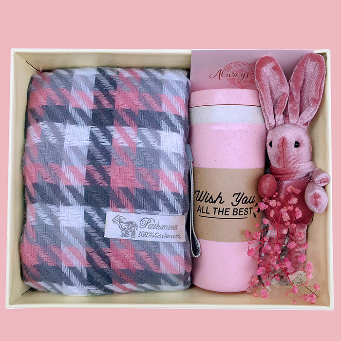 Quà tặng LuvGift Pretty Pink - Bộ quà tặng dành cho bạn gái