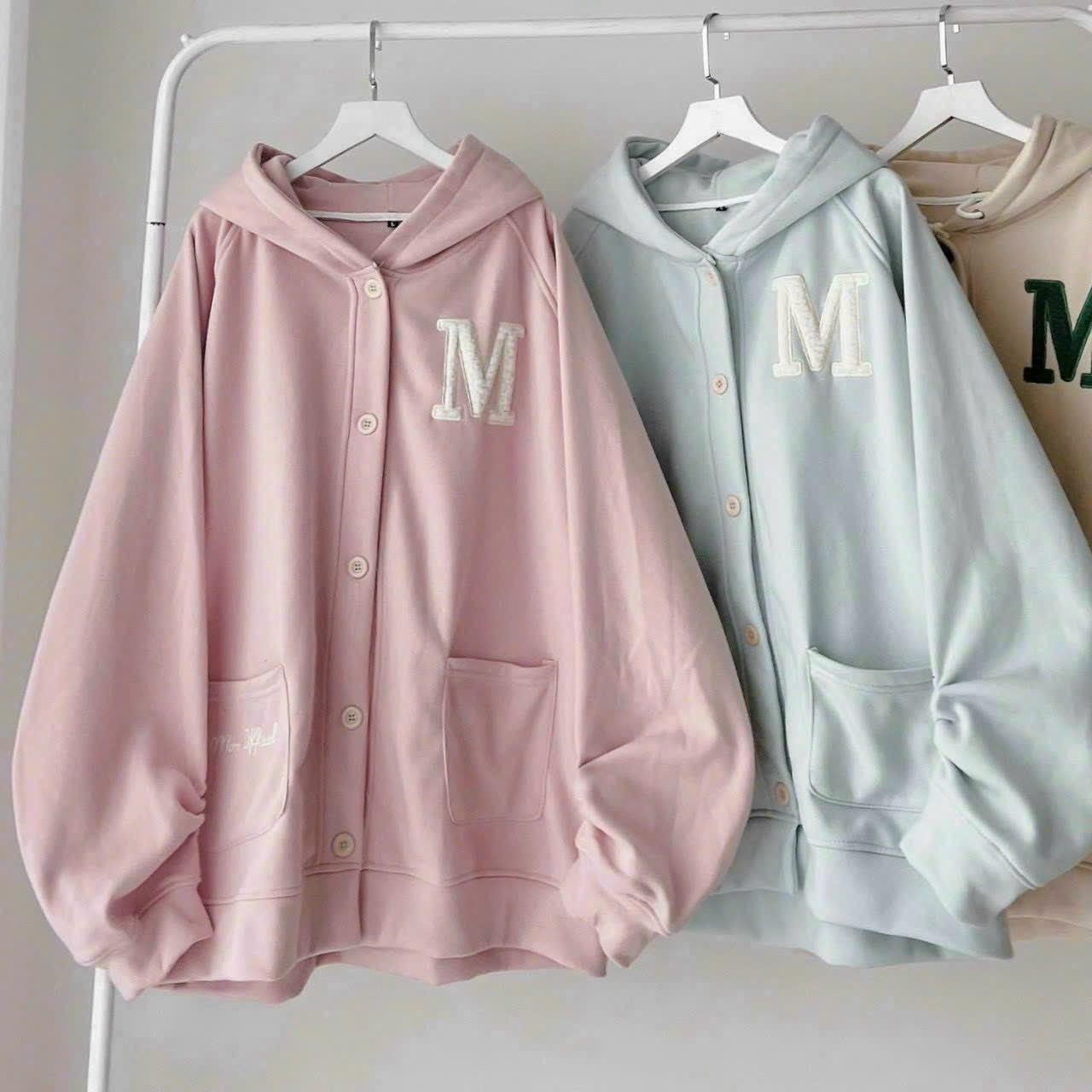 [FREESHIP] Áo Khoác Hoodie Nam Nữ Với kiểu Form Rộng Uniesx Có Nút Gài Phối Thêm Chữ M HTM FASHION - Kem