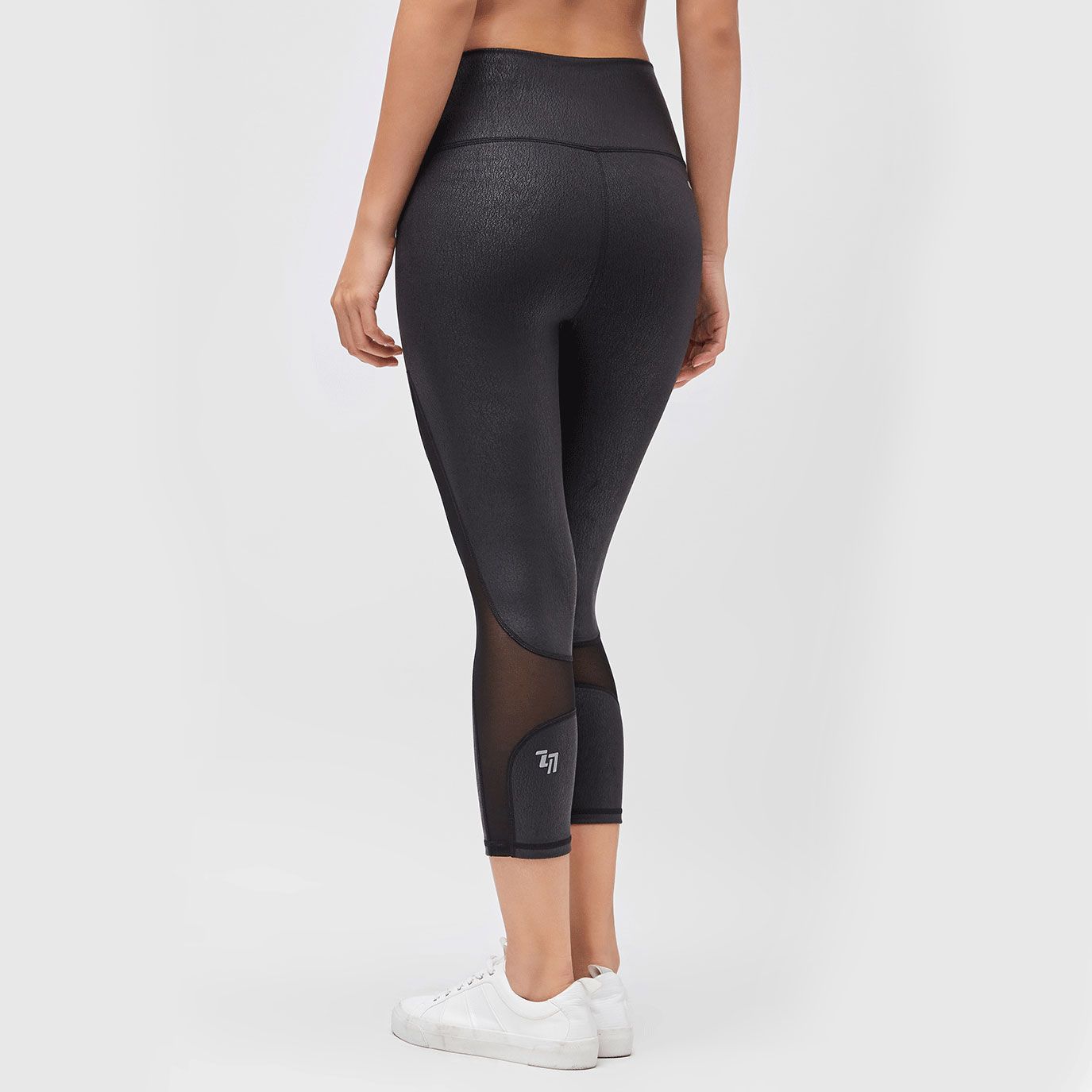 Quần Thể Thao Nữ Women High-Waistcapri Black