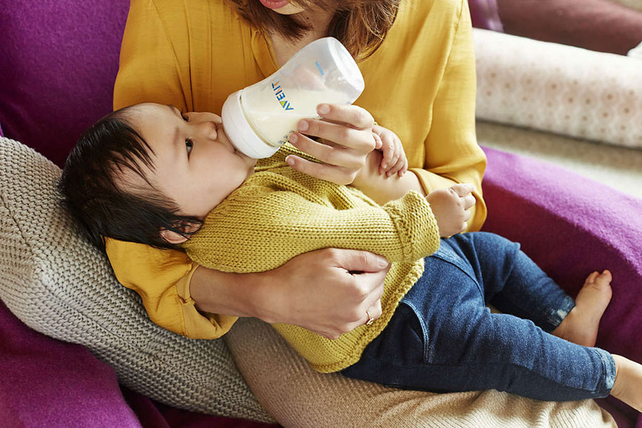 Bình Sữa Nhựa Philips Avent Không Có BPA Đơn (260ml)