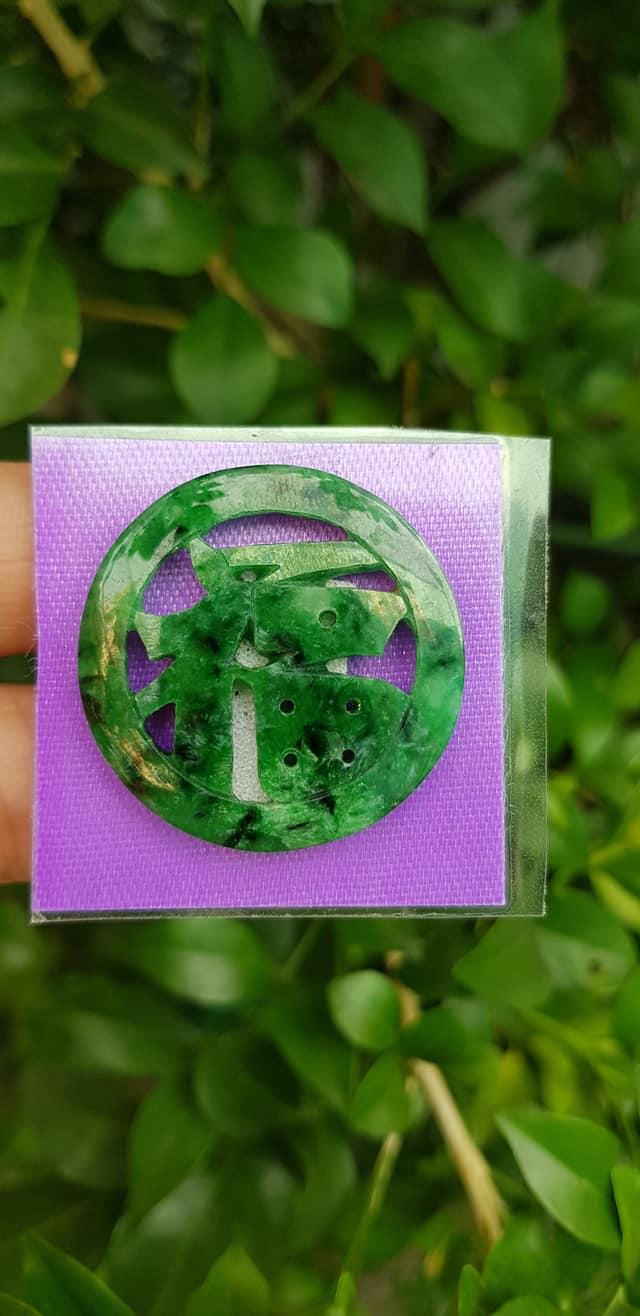 Mặt dây chuyền Chữ Phúc hay Chữ Phước Chất liệu đá cẩm thạch tự nhiên Size đk 31mm x dầy 2mm Anh Chị bọc Vàng lên đeo với dây chuyền của mình vừa đẹp vừa tốt mang chữ Phúc luôn bên mình ý nghĩa phúc đức ạ