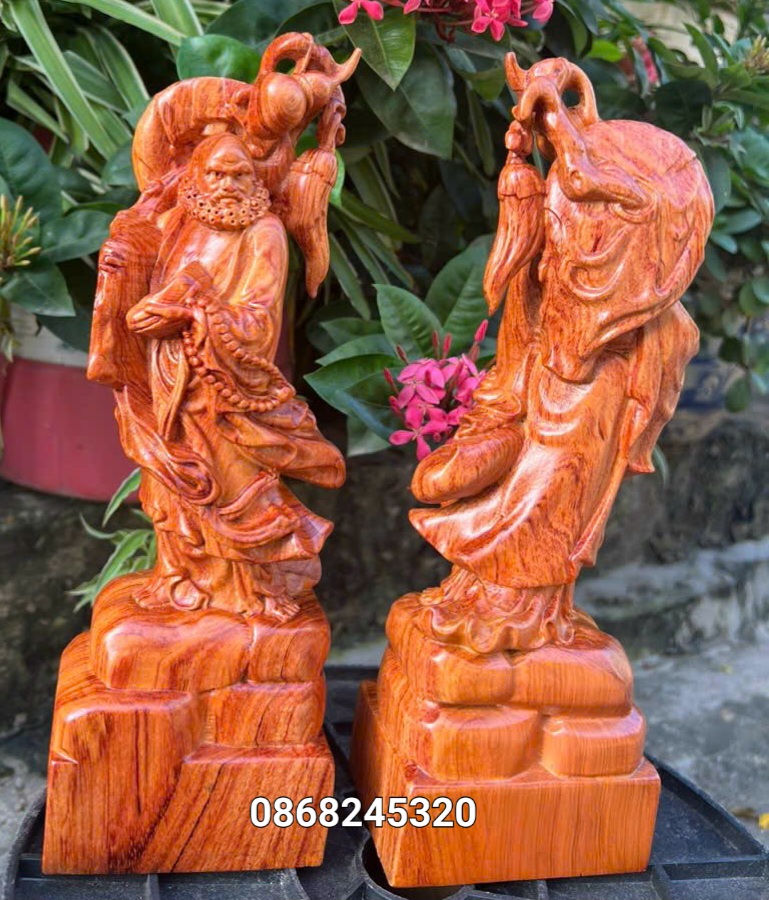 Tượng đạt ma quá hải bằng gỗ hương đá kt cao 30×10x9cm