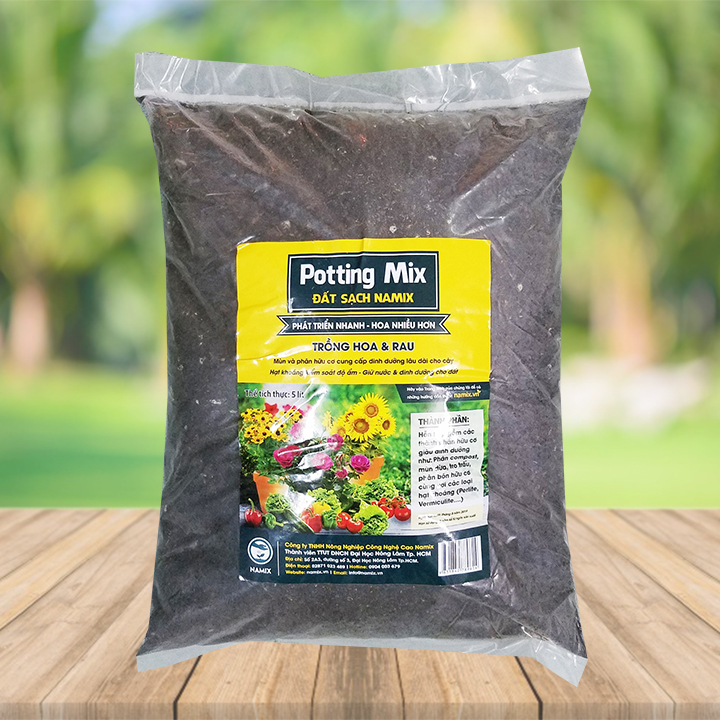 Đất sạch trồng chậu Potting Mix Namix (Túi 5 lít - Nặng tầm 2kg) | Trồng rau, hoa trong chậu và cây cảnh