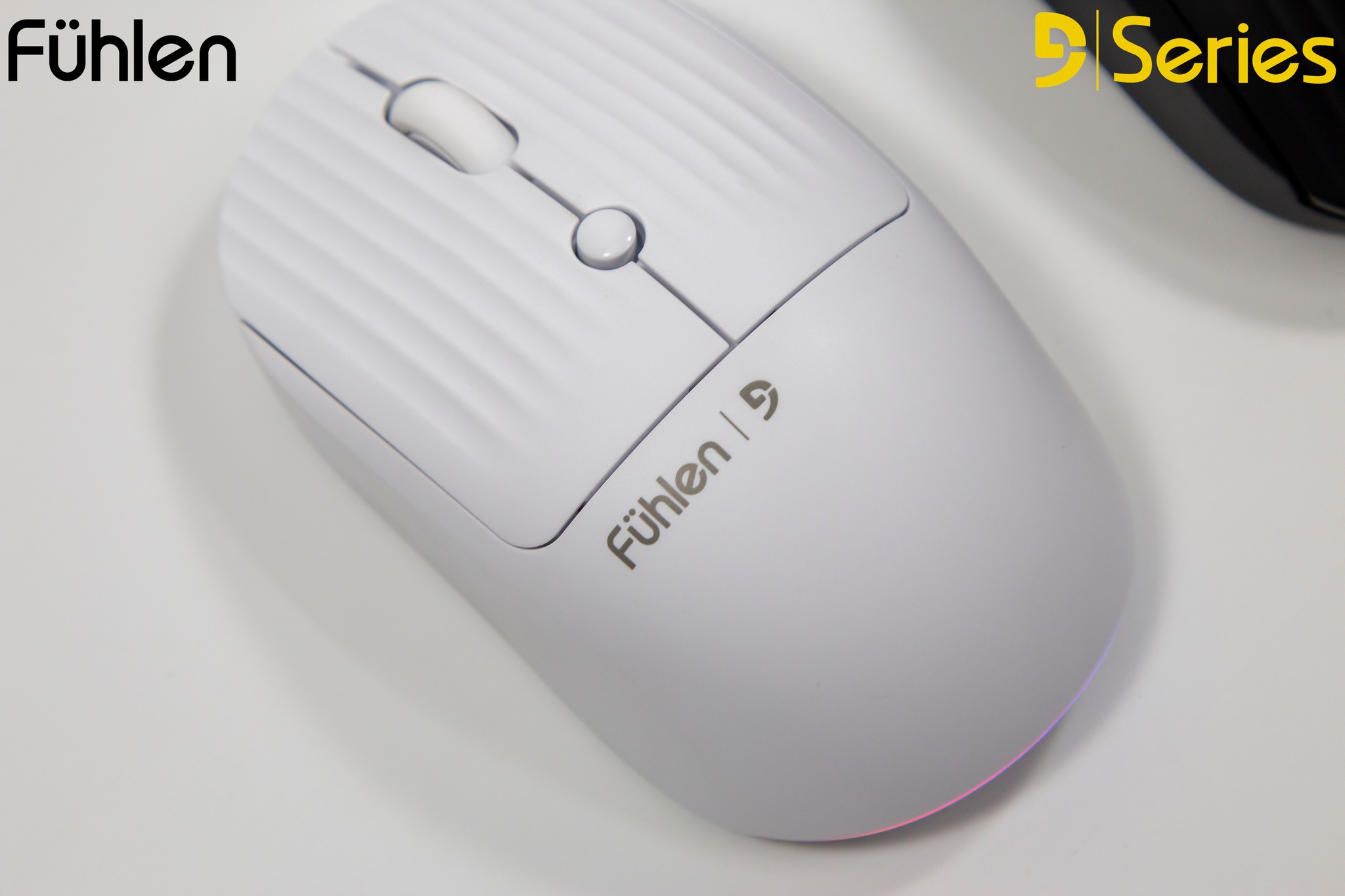 Chuột không dây Pin sạc led RGB Fuhlen M09s - Siêu bền, pin 600 mAh, Bh 2 năm- Hàng chính hãng