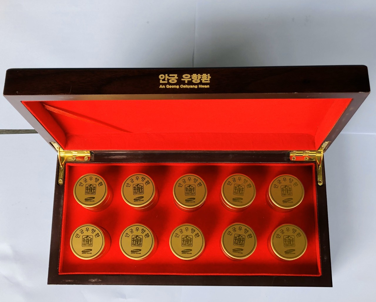 Viên ngăn ngừa đột quỵ An Cung Ngưu Hoàng Hoàn hộp gỗ 10 viên nhập khẩu Hàn Quốc