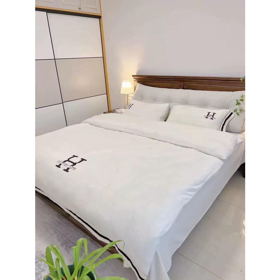 Bộ Chăn Ga Set 4 Món Biểu Tượng