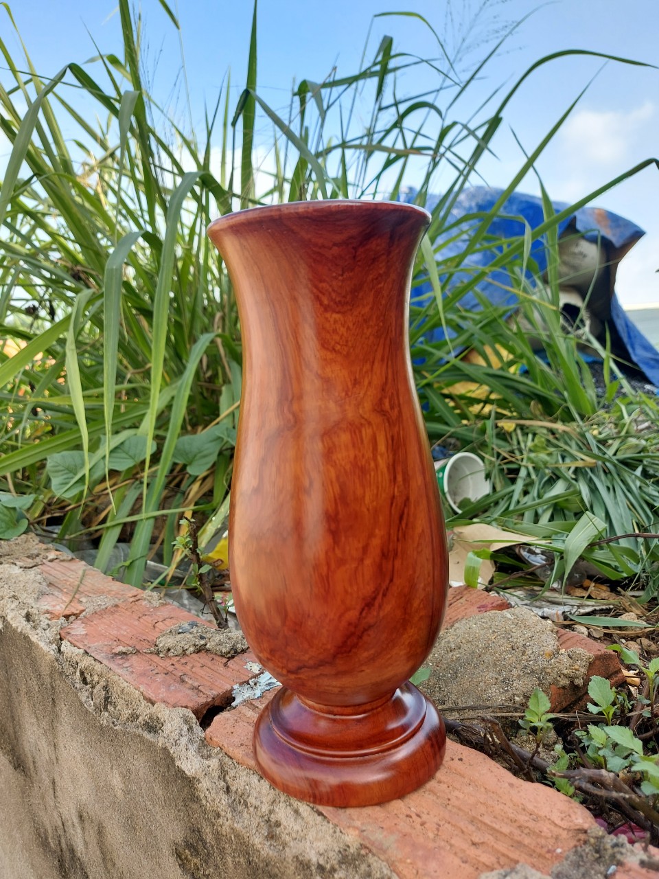 Lọ cắm hoa gỗ hương bày bàn thờ cao 22 cm