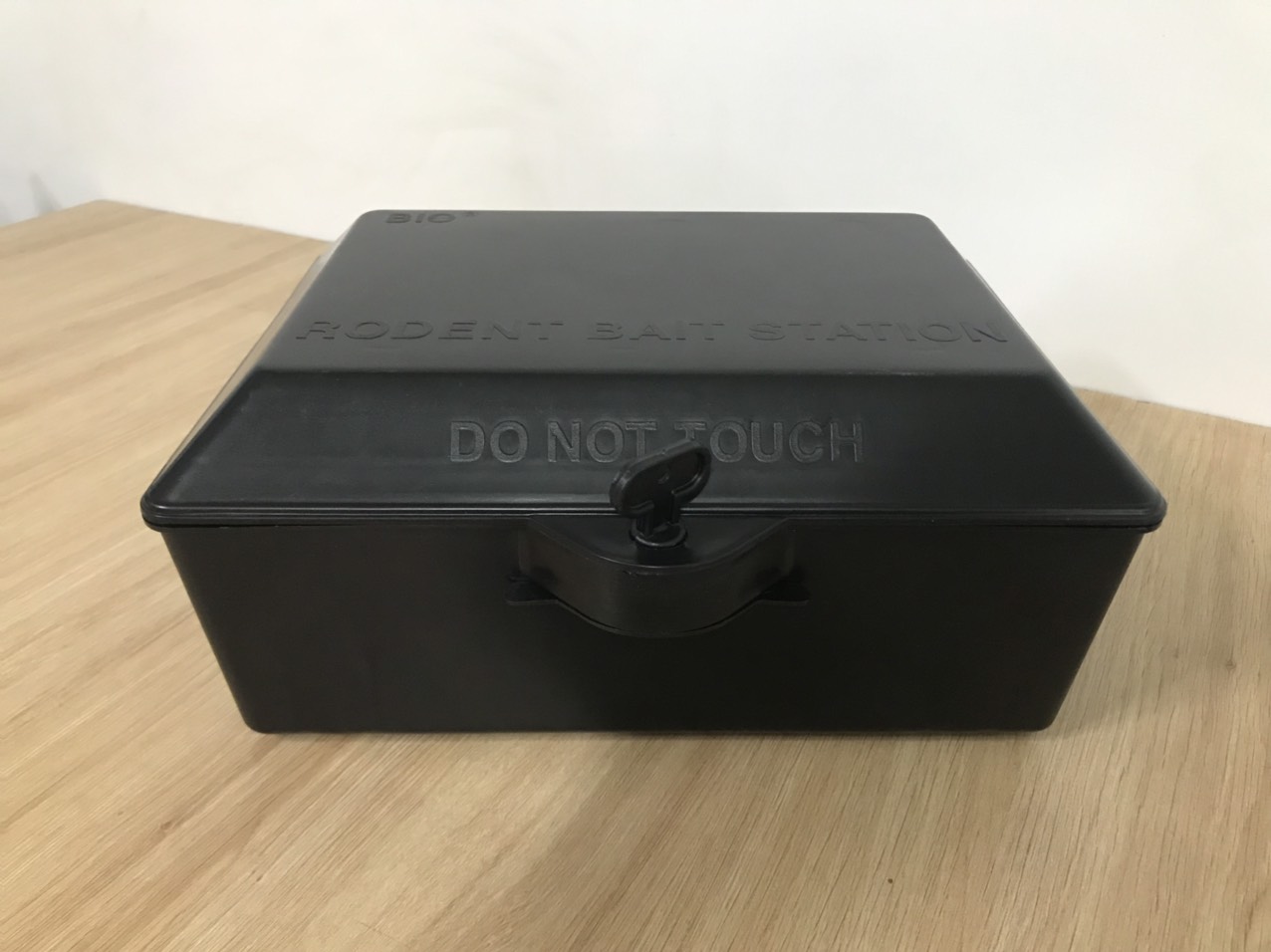 Hộp bẫy chuột thùng bẫy chuột Bio