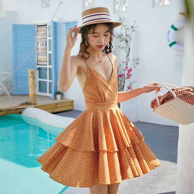 Đầm Hai Dây Cổ Chữ V Hở Lưng Gợi Cảm Cho Nữ