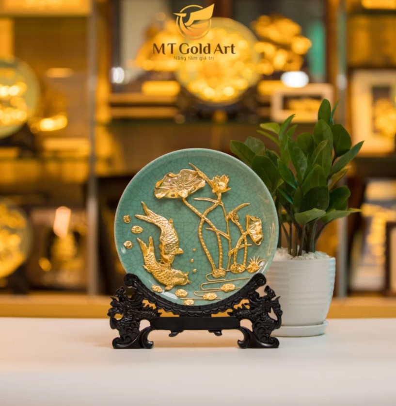 Đĩa cá chép hoa sen dát vàng 24k MT Gold Art- Hàng chính hãng, trang trí nhà cửa, phòng làm việc, quà tặng sếp, đối tác, khách hàng, tân gia, khai trương