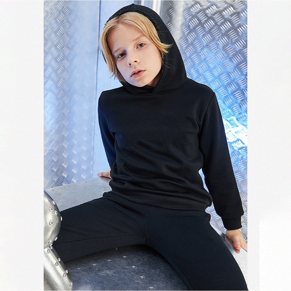 SET 2 Áo Hoodie Unisex Pullover dành cho bé . Chất vải thun mềm, co giãn thoải mái. Màu Đen trơn, Không túi