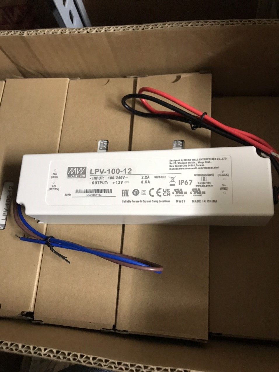 Nguồn LED Meanwell LPV-100-12 , Hàng chính hãng