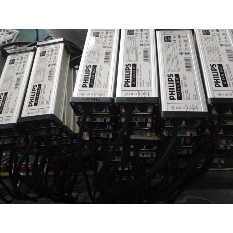 Đèn pha led ngoài trời ip65 công suất 500w
