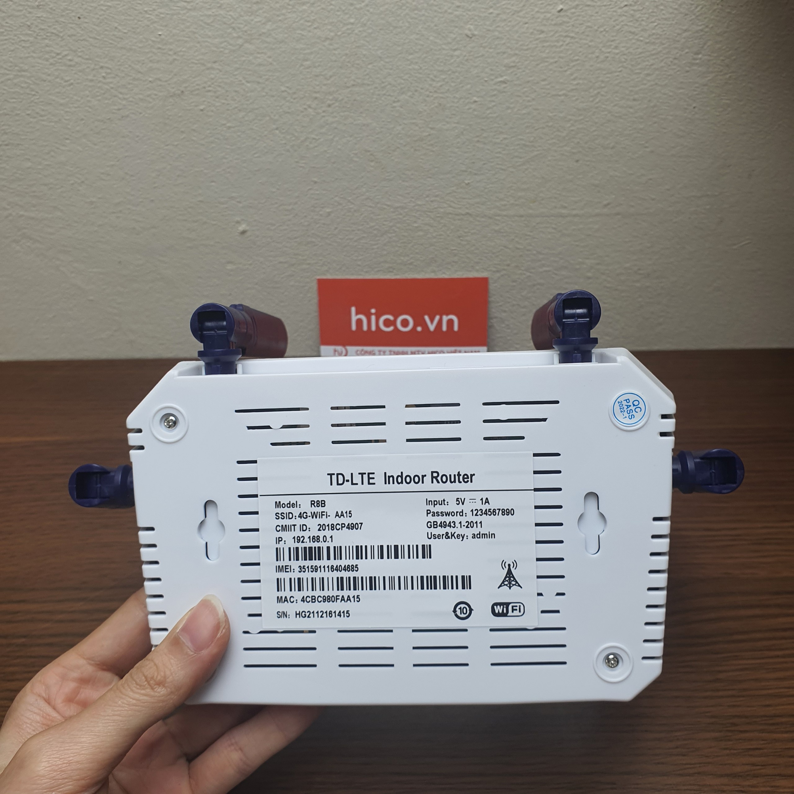 Cục Phát Wifi 4G CPE R8 có 4 ăng ten - Tốc Độ 300Mb - Hỗ Trợ 16 User - 1 Cổng LAN -  Nguồn điện 5V Tiện Lợi , Hoạt Động 24/24 , Màu ngẫu nhiên