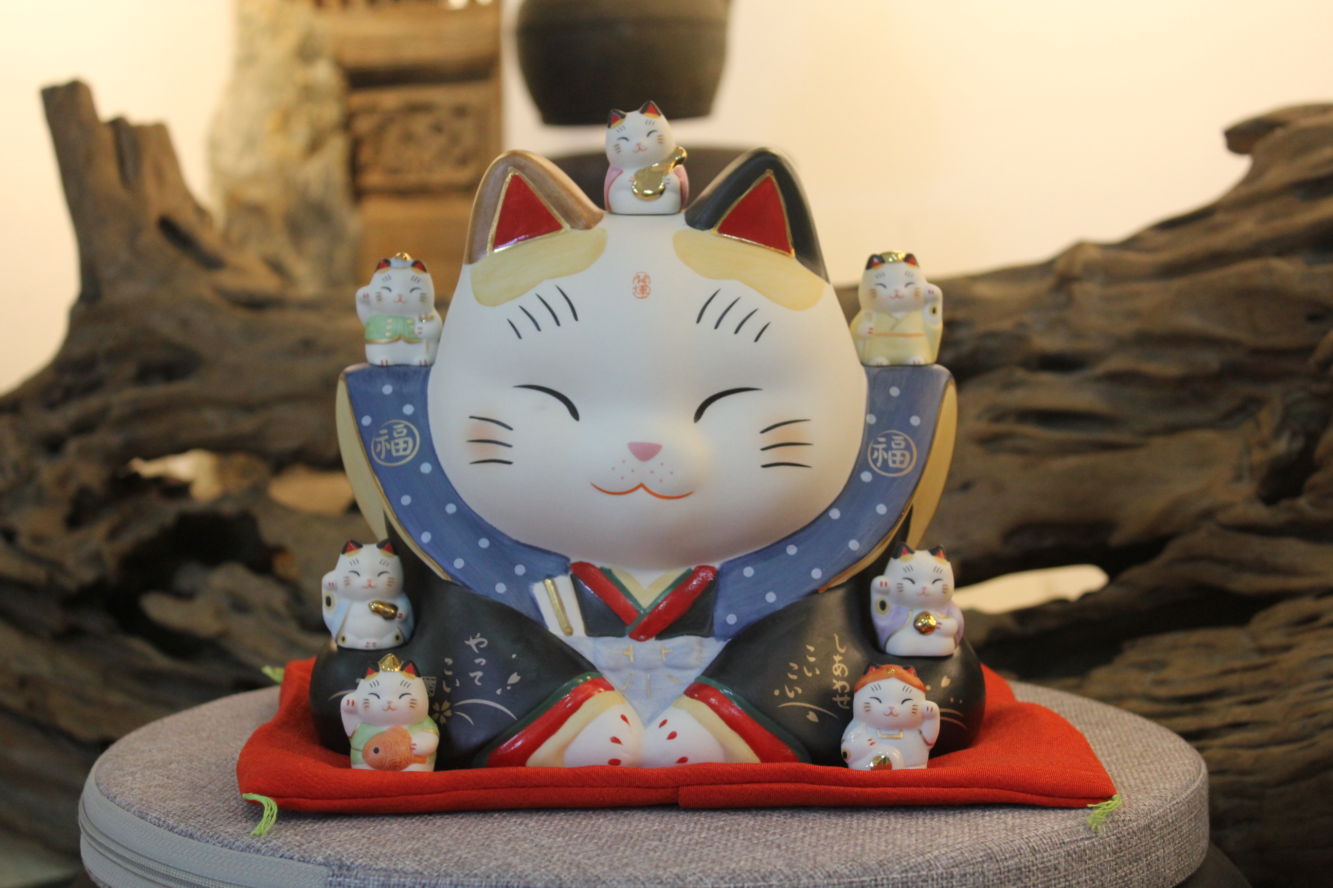 Mèo Thần tài Nhật Yakushigama Thất Thần Fukusuke cỡ 17cm