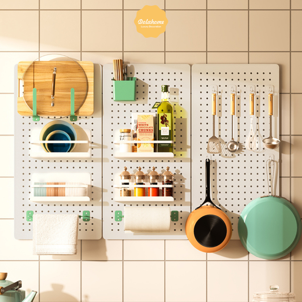 Pegboard kim loại sơn cao cấp không rỉ Dola Home dán trên nền gỗ, gạch, đá để muỗng thớt bát đĩa, giá úp nồi, dụng cụ bếp