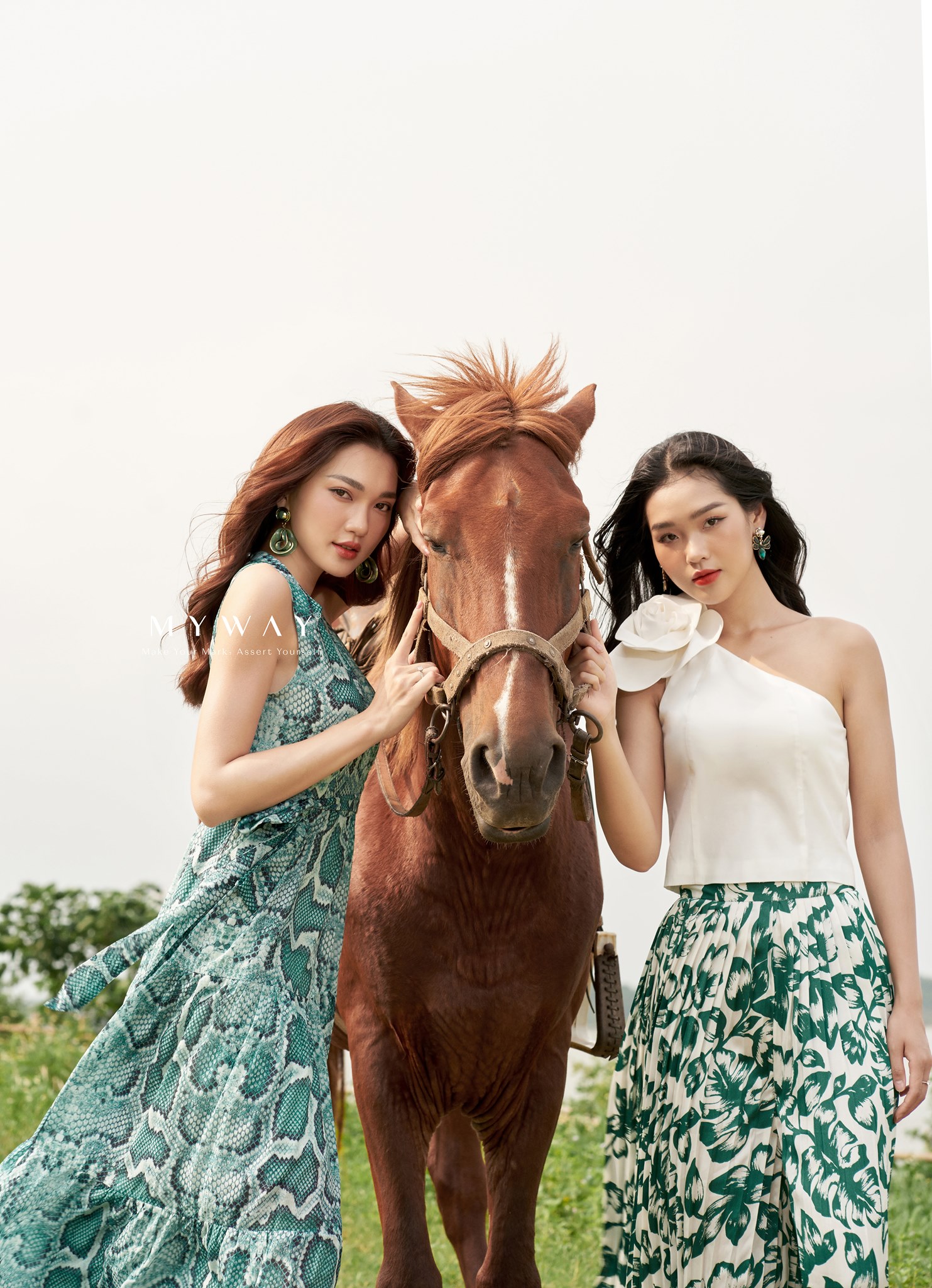 Quần Họa Tiết Nữ MY WAY Ống Rộng Sang Trọng 9MQB0102