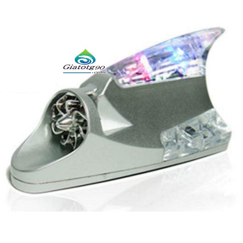 ️️ Đèn Led Vây Cá Mập Năng Lượng Gió 6299 1 Tặng 1 bộ 4 miếng dán tay nắm cửa xe M 239.