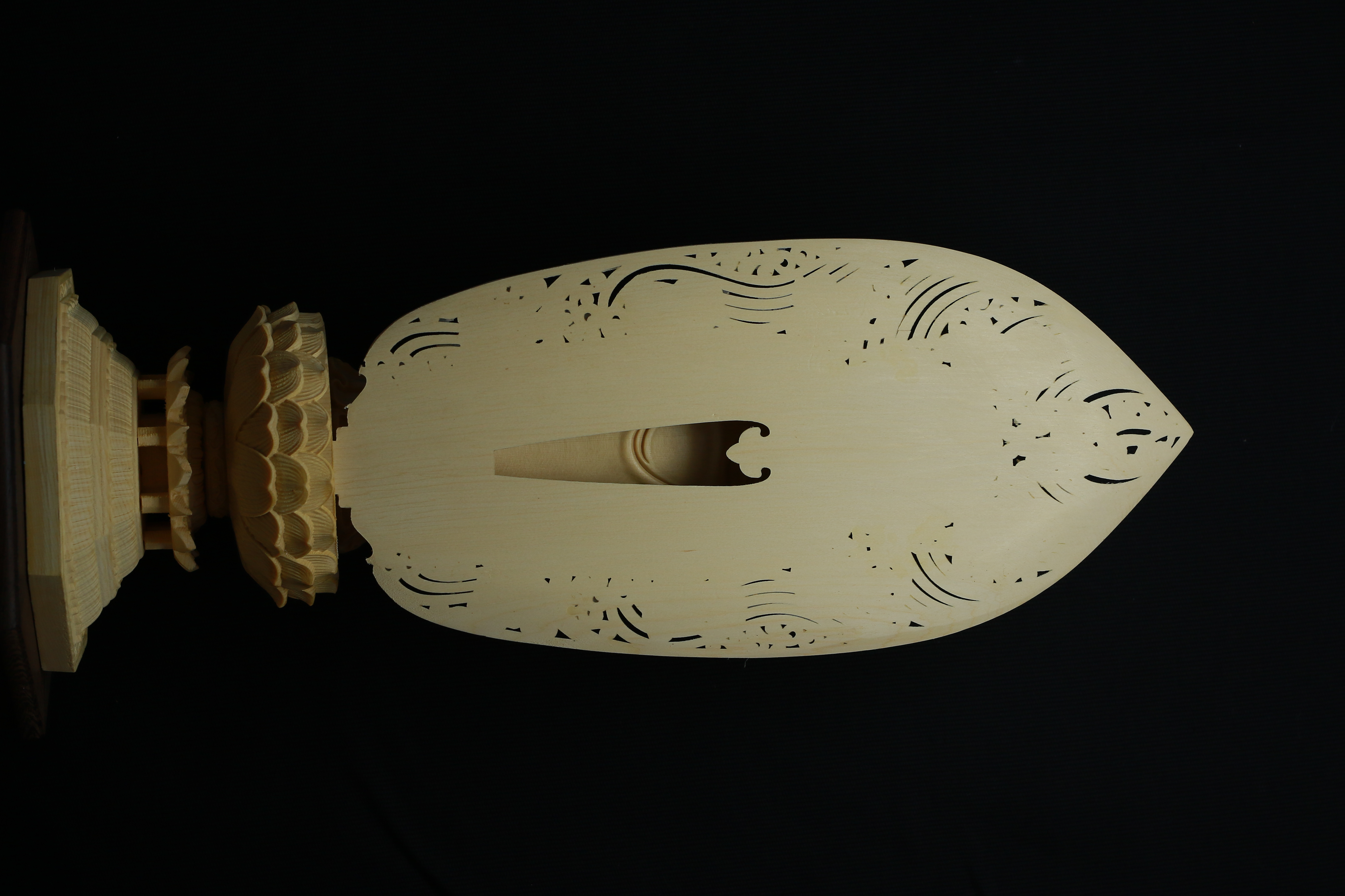 Tượng Phật A Di Đà- Đứng- Gỗ Hoàng Dương, kích thước  14,5x14,5x42cm