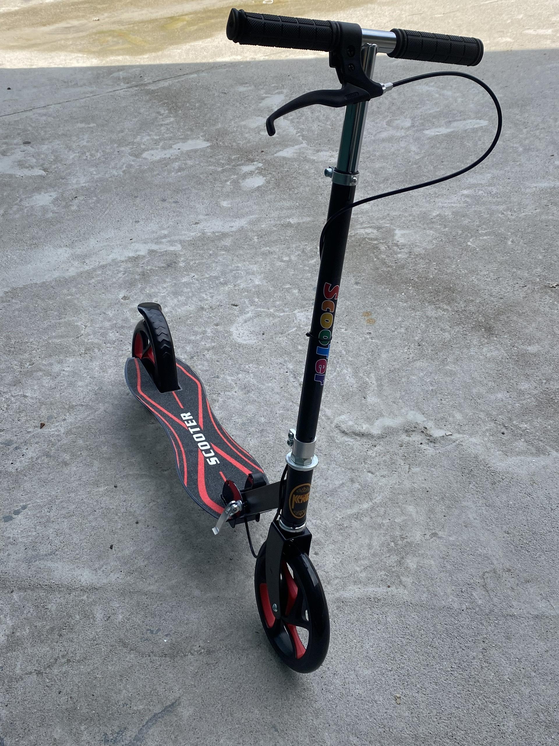 Xe trượt Scooter mã 918-2, khung kim loại có tay phanh và chân chống