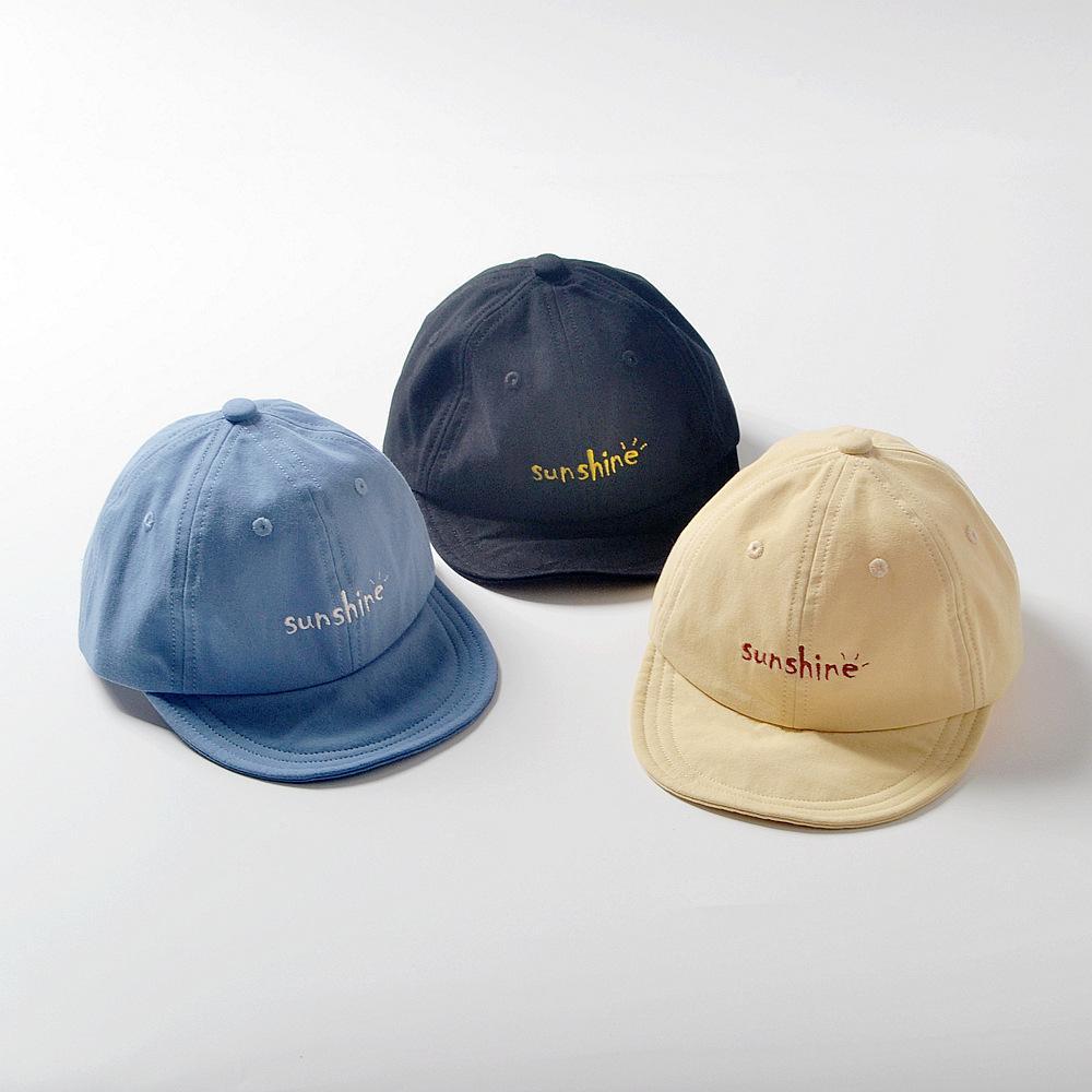 Mũ lưỡi trai bé trai