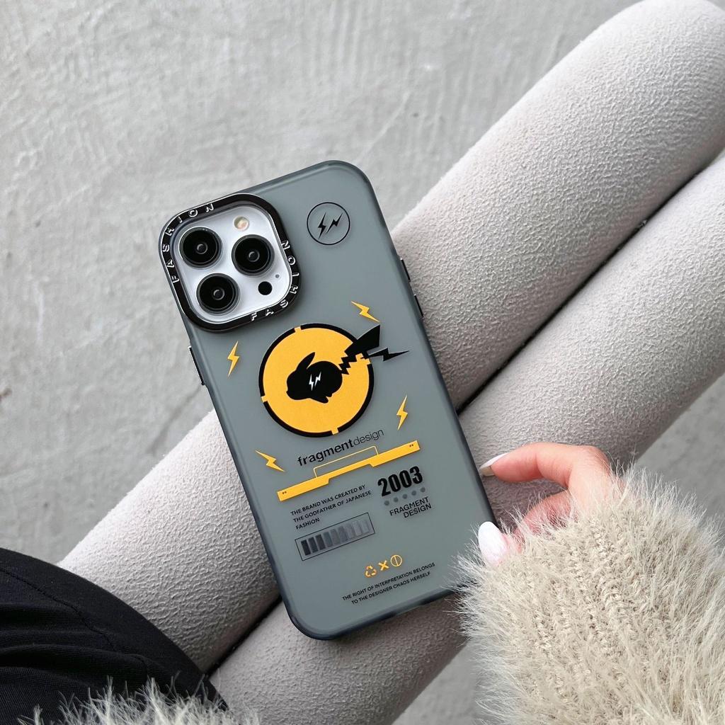 Ốp Lưng Cho iphone 14 Pro Max / 14 Pro / 13 Pro Max / 12 Pro Max Pikachu Nhám Bảo Vệ Camera , Chống Bám Vân Tay