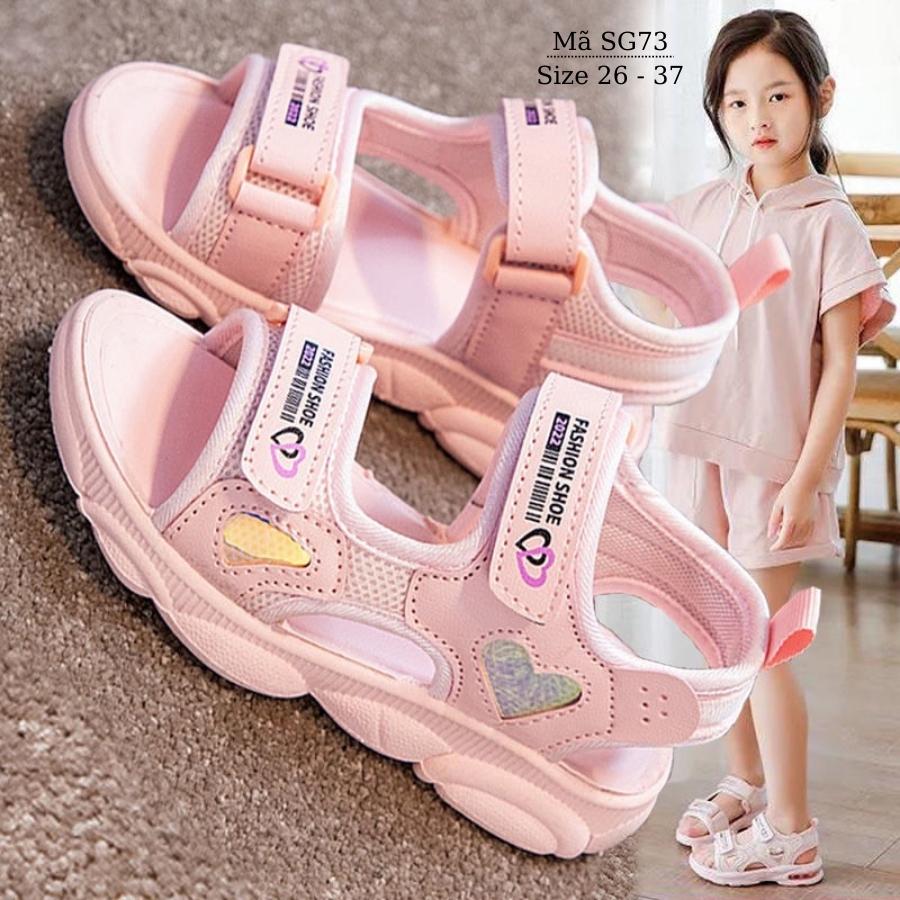 Giày sandal bé gái đi học dép quai hậu trẻ em nữ 3 - 12 tuổi màu hồng trái tim công chúa mang êm bền dễ thương SG73