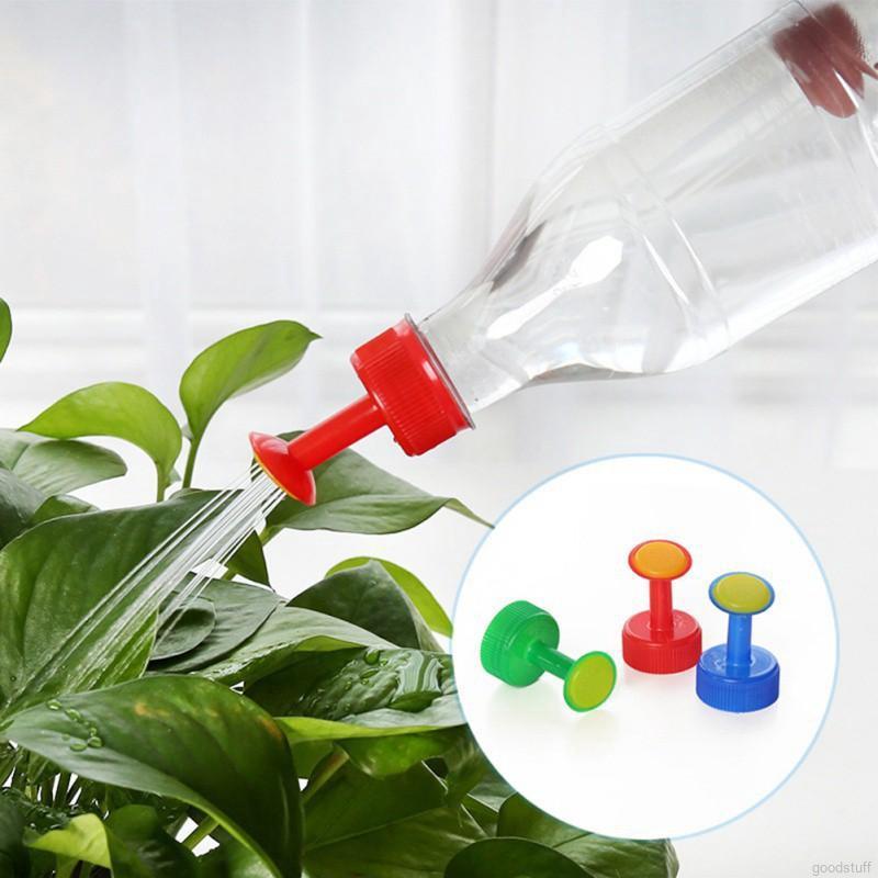 Nắp chai có đầu vòi phun hỗ trợ tưới cây chất liệu nhựa