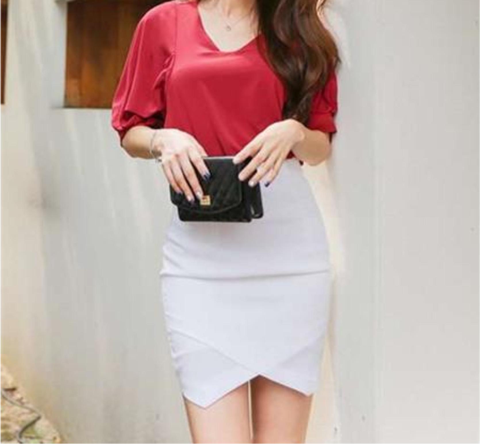 Chân váy bút chì trắng đăp chéo thời trang
