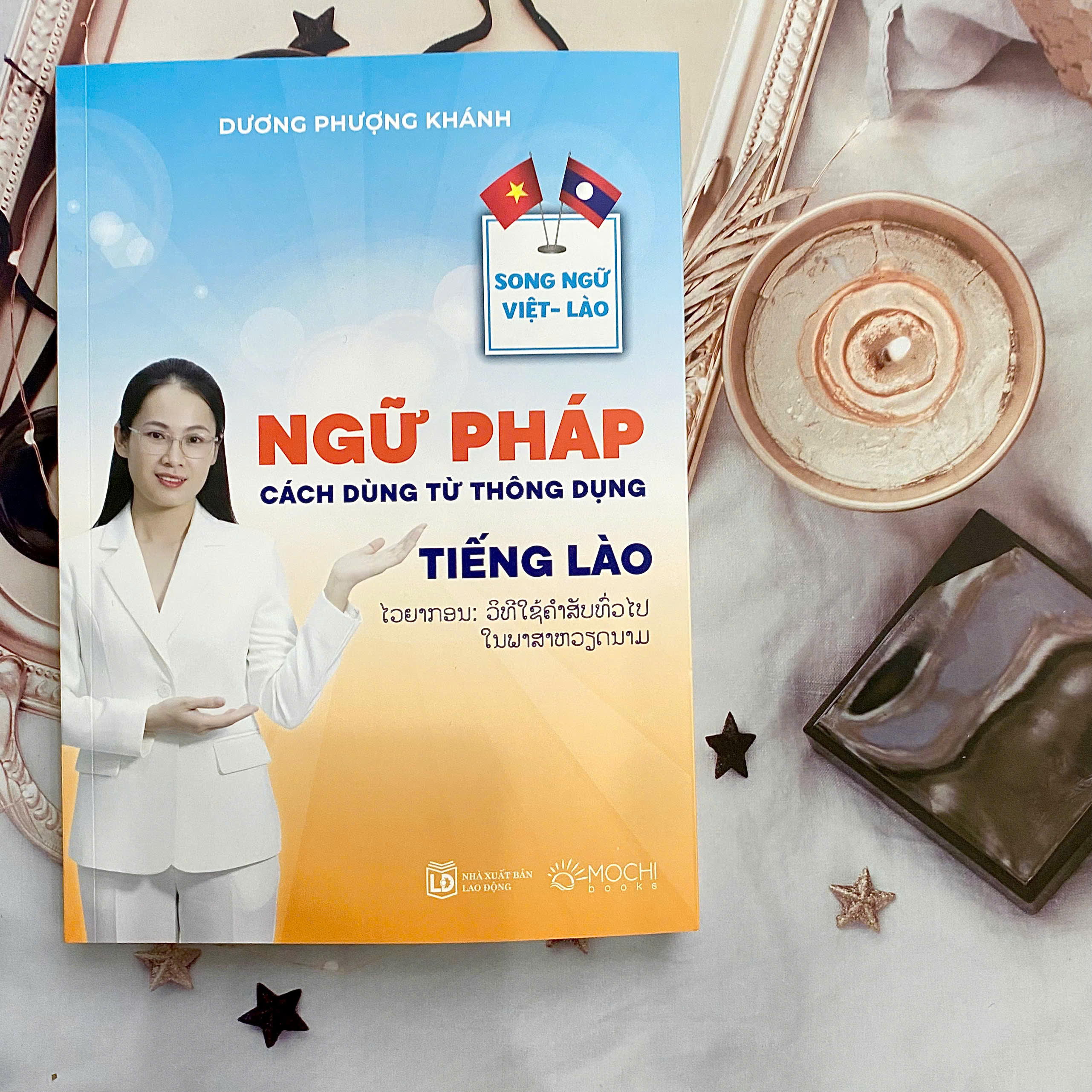 Sách - Ngữ pháp - Cách dùng từ thông dụng tiếng Lào