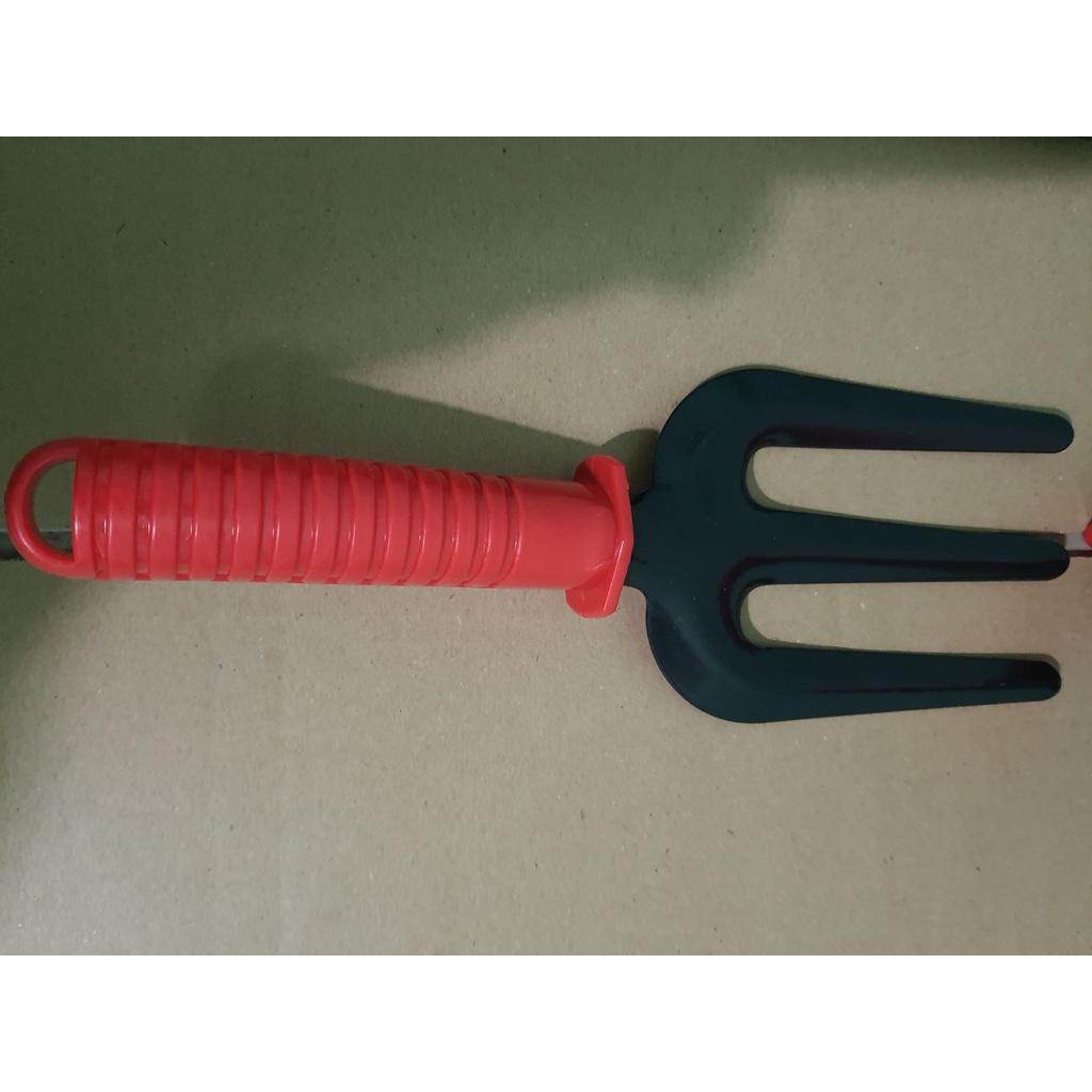 Bộ 3 Dụng Cụ Làm Vườn cán nhựa cao cấp LV95