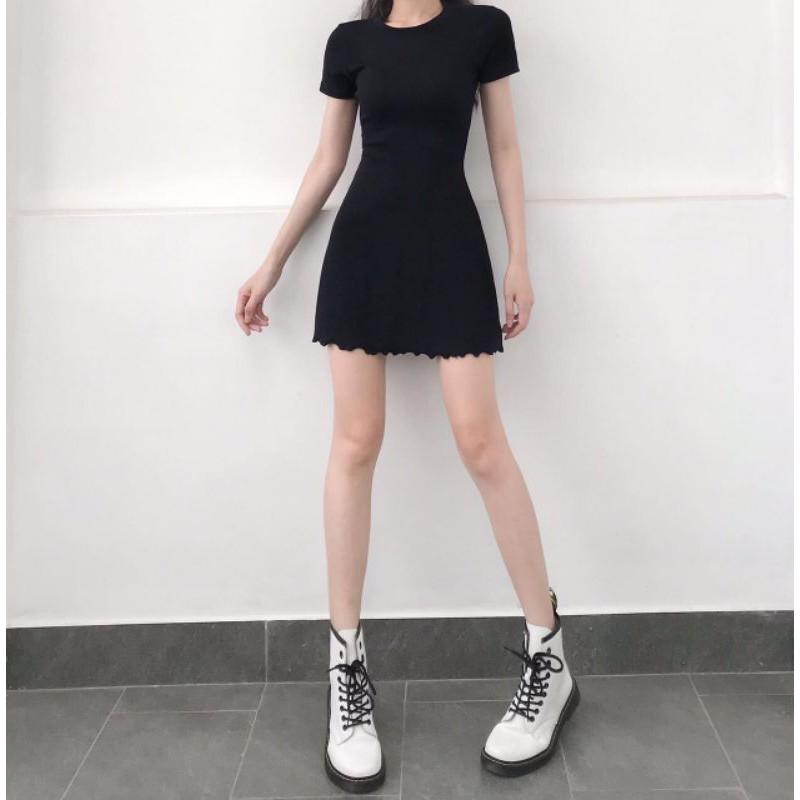 Đầm ngắn tay lỡ thiết kế cổ tròn, váy xòe tennis năng động
