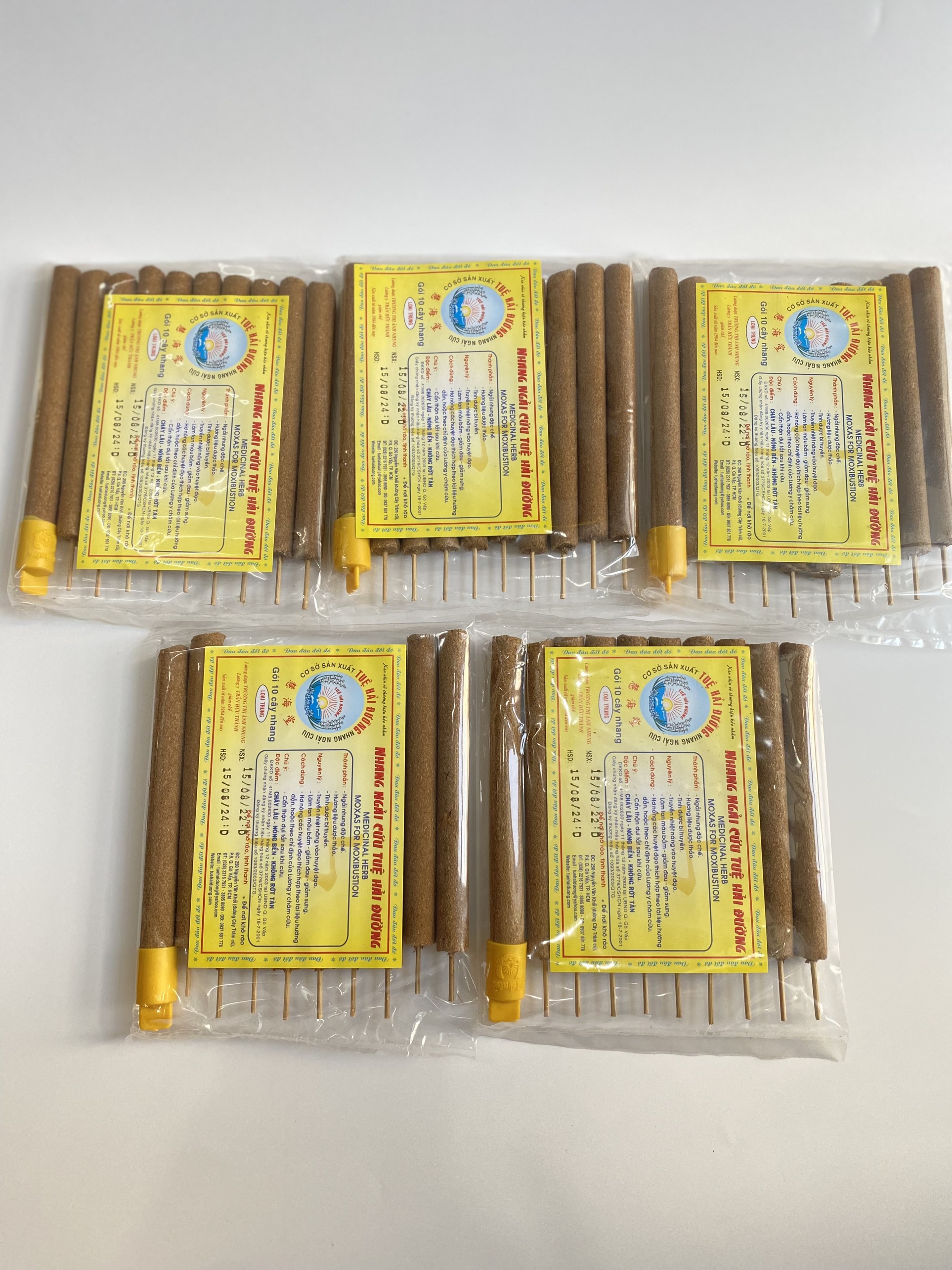 Nhan ngải cứu cỡ trung 10 cây - Hàng loại 1 - Tốt cho sức khỏe mỗi ngày